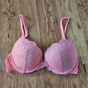 Victoria's Secret Coral Lace Bra